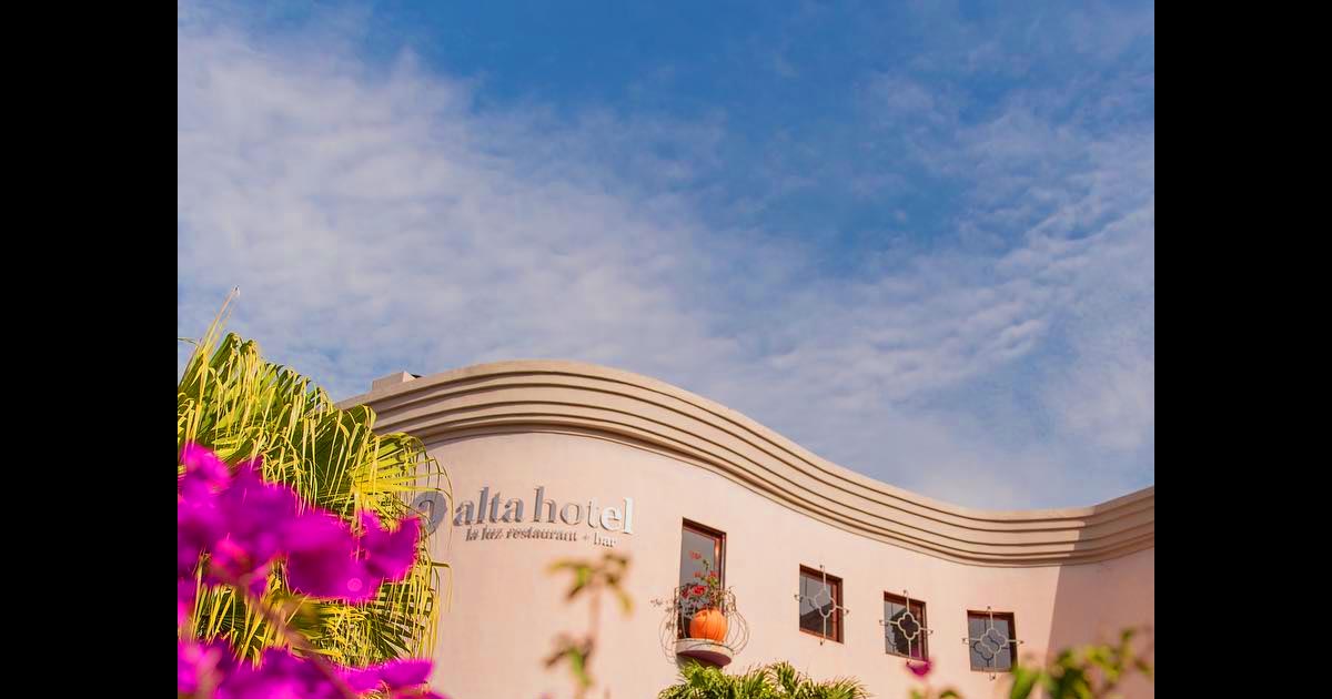 altahotelfinal.jpg