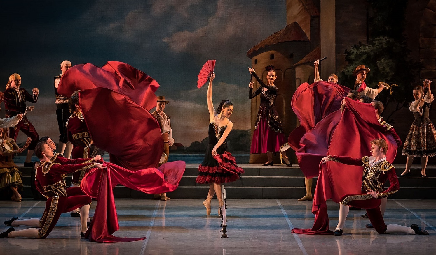 don-quixote-red-fan-photo-michael-khoury-a-1749058855.jpg